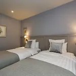 Promenade Hotel 5*