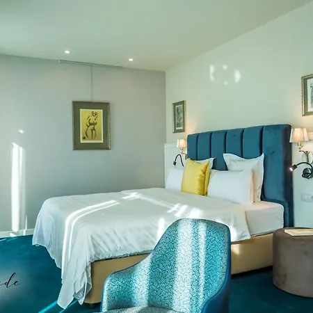 فندق Promenade 5*