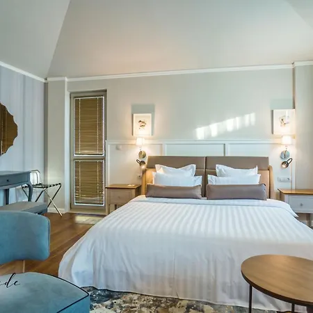 Szálloda Promenade 5*