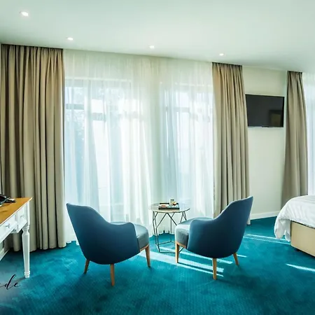 Promenade Szálloda 5*