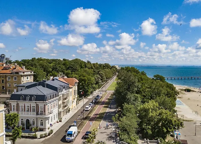 Hotel Promenade Burgas City